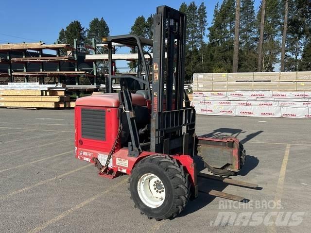 Moffett M5500 Medbringertruck