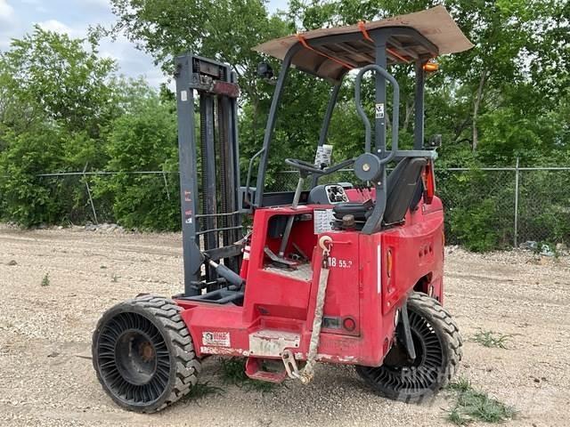 Moffett M855.3 Medbringertruck