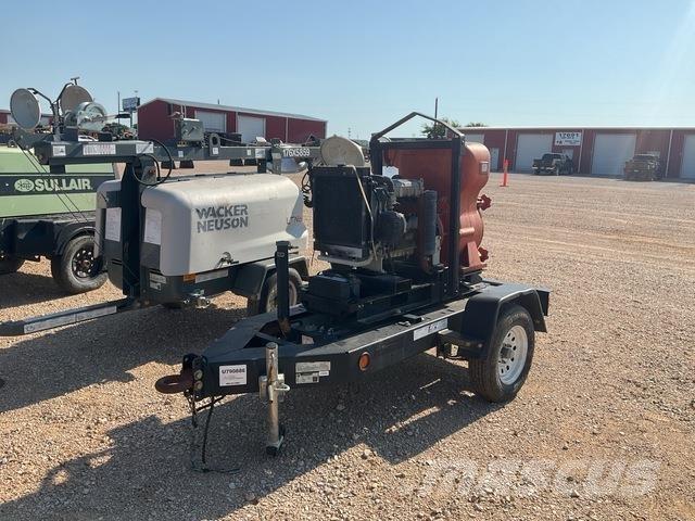 MultiQuip  Vandpumper
