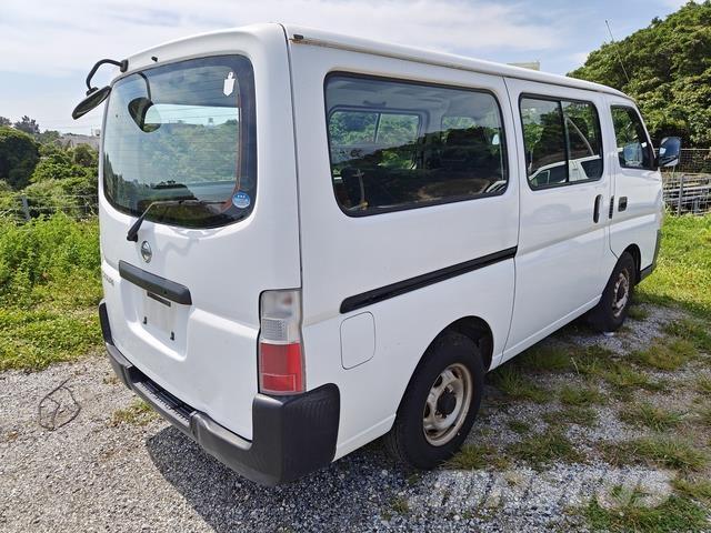 Nissan CARAVAN Minibusser