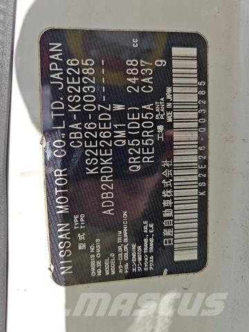 Nissan Caravan Minibusser