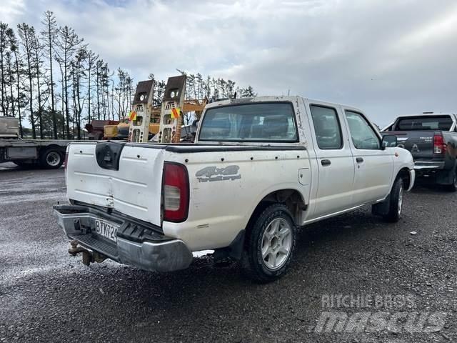 Nissan Navara Pickup/Sideaflæsning