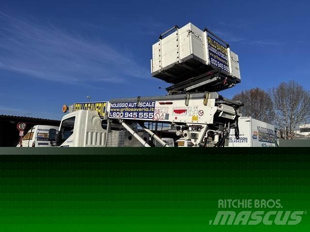 Nissan NT400 Lastbilmonterede lifte