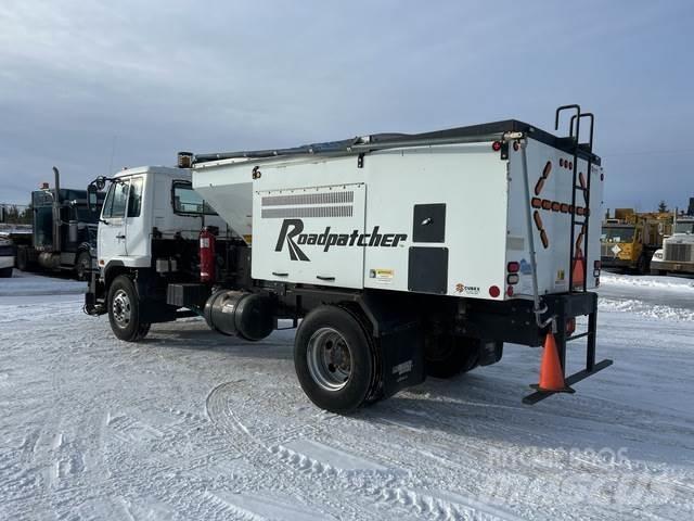 Nissan UD3300 Betonbiler