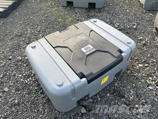 Olsen DD210 Brændstof- og tilsætningstank.