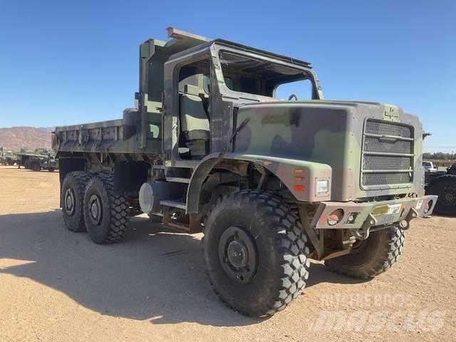 Oshkosh AMK29 Lastbiler med tip