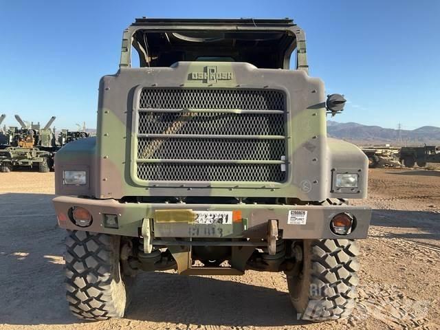 Oshkosh AMK29 Lastbiler med tip