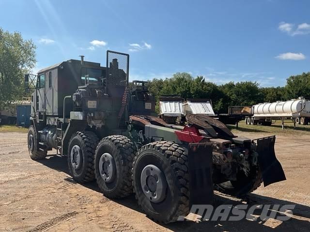 Oshkosh M1070 Bjærgningskøretøjer