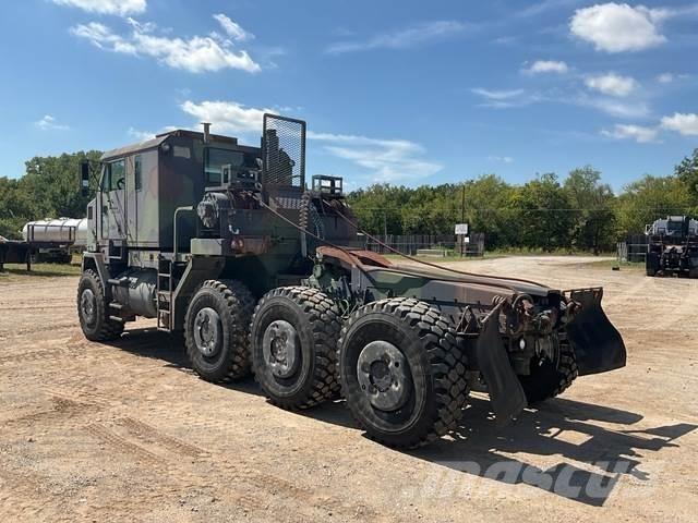 Oshkosh M1070 Bjærgningskøretøjer