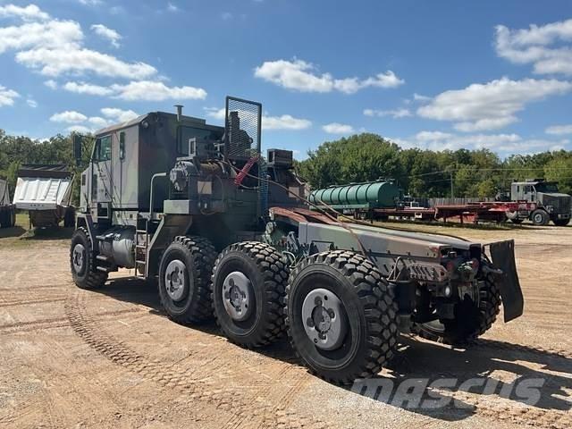 Oshkosh M1070 Bjærgningskøretøjer