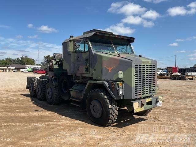 Oshkosh M1070 Bjærgningskøretøjer
