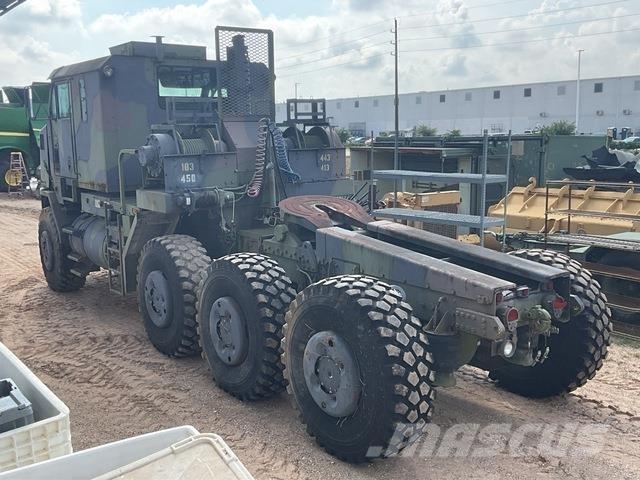 Oshkosh M1070 Bjærgningskøretøjer