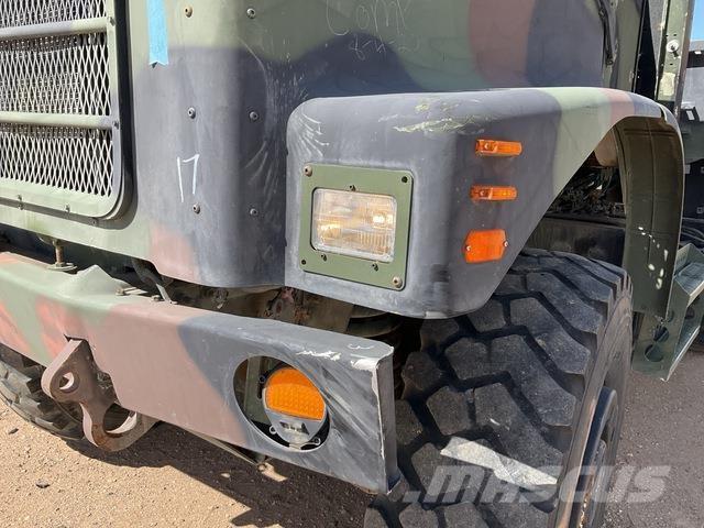 Oshkosh MTVR Fast kasse