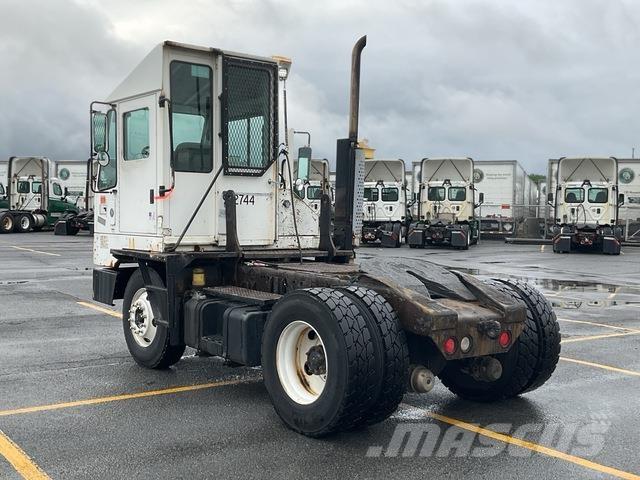 Ottawa Kalmar Terminaltraktorer
