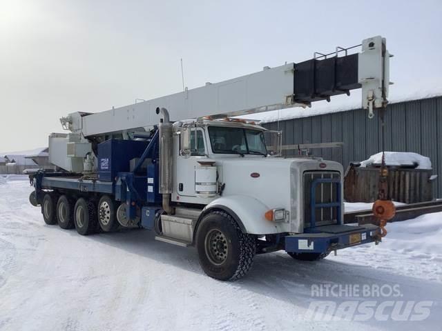 Peterbilt  Kraner på larvebånd