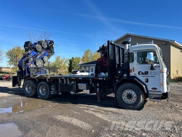 Peterbilt  Lastbil med kran