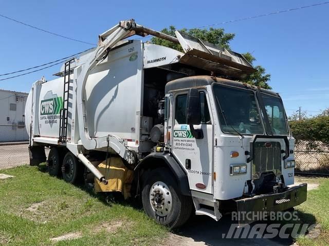 Peterbilt 320 Renovationslastbiler