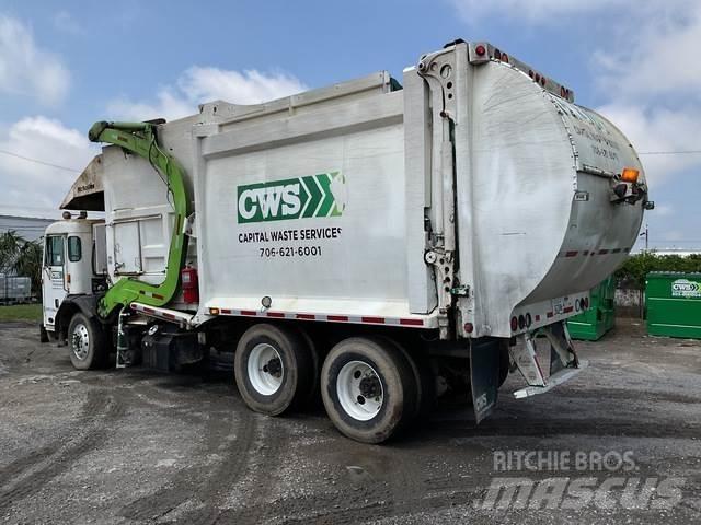 Peterbilt 320 Renovationslastbiler