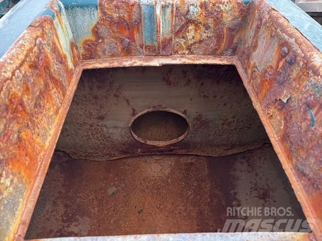 Peterbilt 330 Tankvogne - vand
