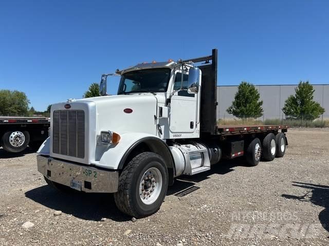 Peterbilt 365 Lastbil med lad/Flatbed