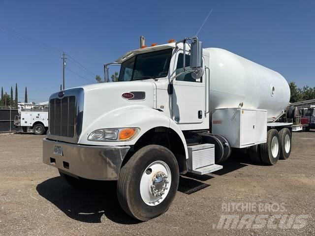 Peterbilt 382 Tankbiler