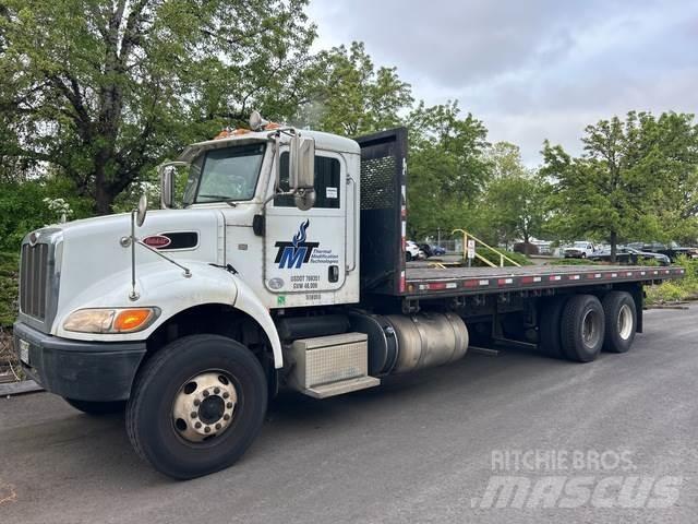 Peterbilt 382 Lastbil med lad/Flatbed