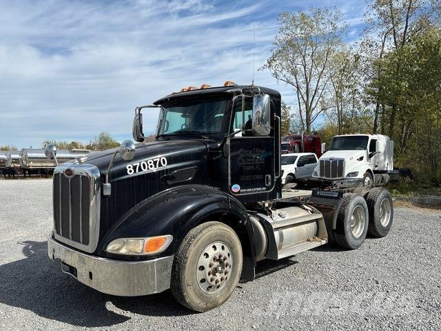 Peterbilt 384 Trækkere