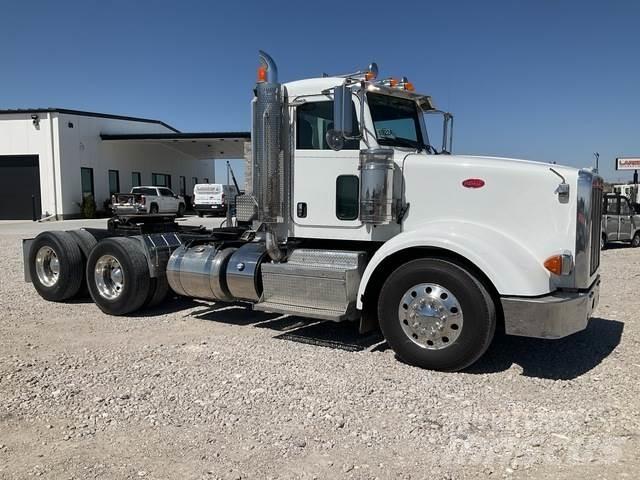 Peterbilt 567 Trækkere