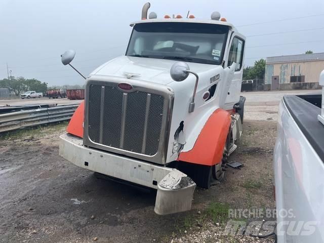 Peterbilt 567 Trækkere