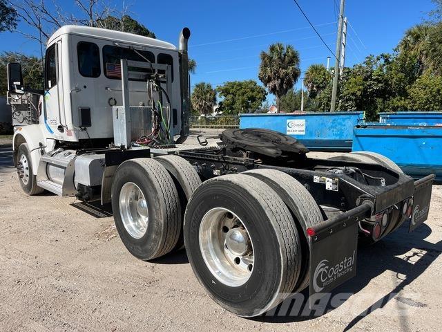 Peterbilt 567 Trækkere