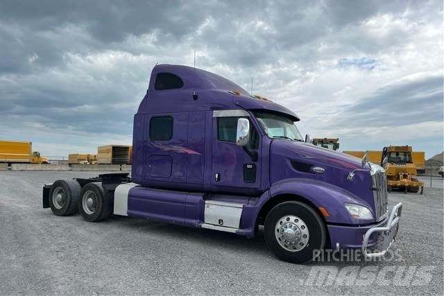 Peterbilt 587 Trækkere
