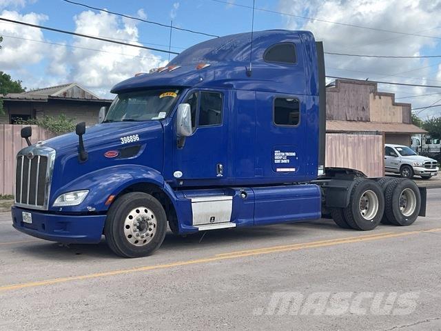 Peterbilt 587 Trækkere