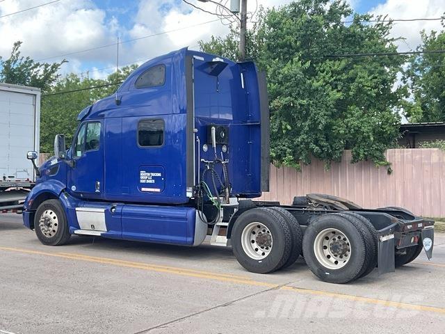 Peterbilt 587 Trækkere