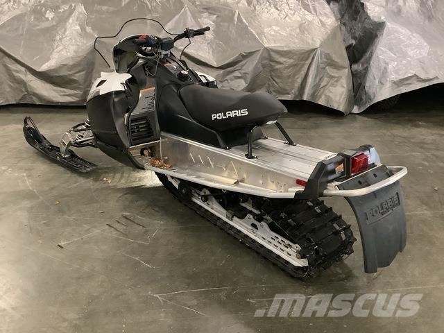 Polaris SHIFT Snescootere