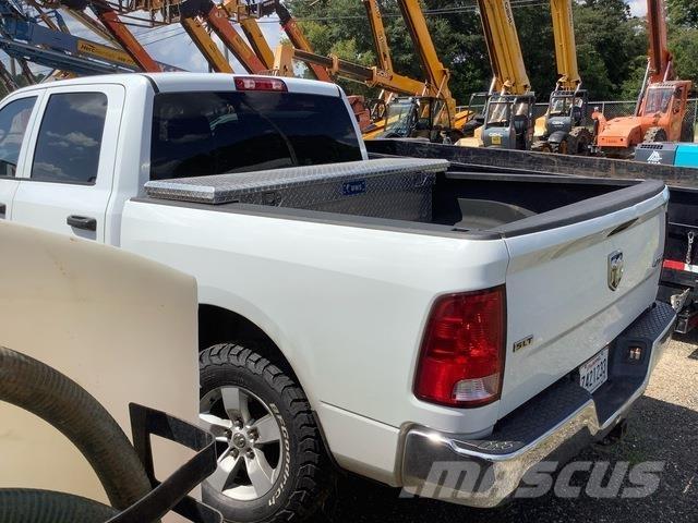 RAM 1500 Pickup/Sideaflæsning