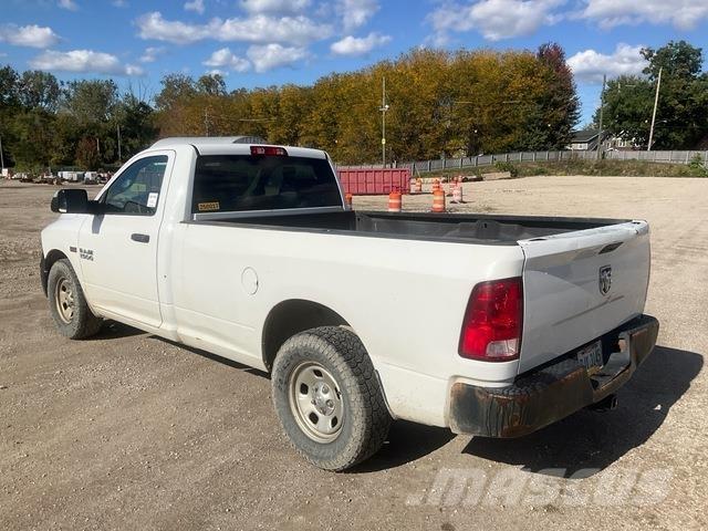 RAM 1500 Pickup/Sideaflæsning