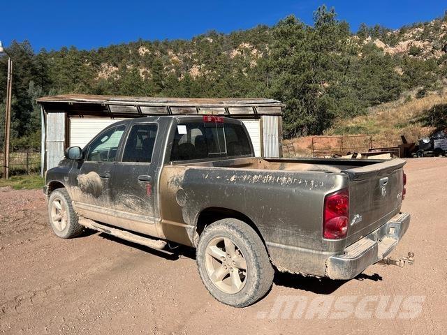 RAM 1500 Pickup/Sideaflæsning