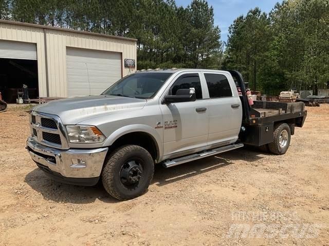 RAM 3500 Lastbil med lad/Flatbed