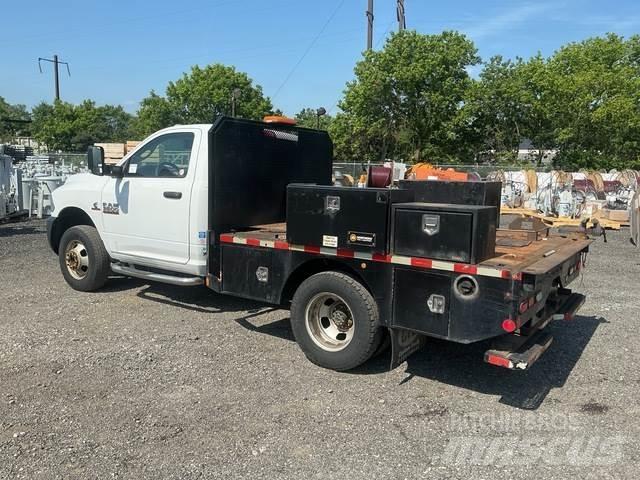 RAM 3500 Lastbil med lad/Flatbed