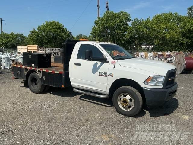 RAM 3500 Lastbil med lad/Flatbed
