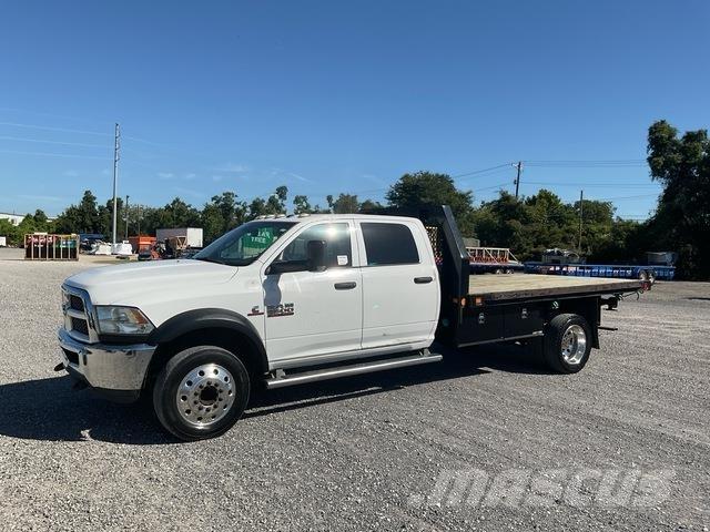 RAM 4500 Lastbil med lad/Flatbed