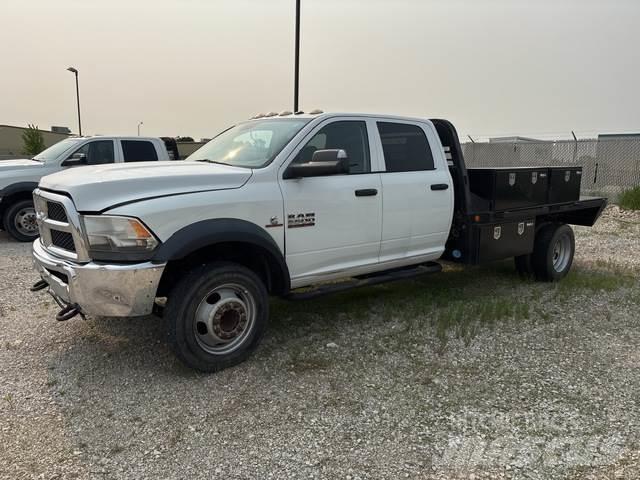 RAM 5500 Lastbil med lad/Flatbed