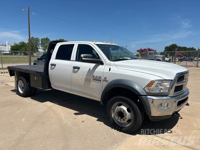 RAM 5500 Lastbil med lad/Flatbed