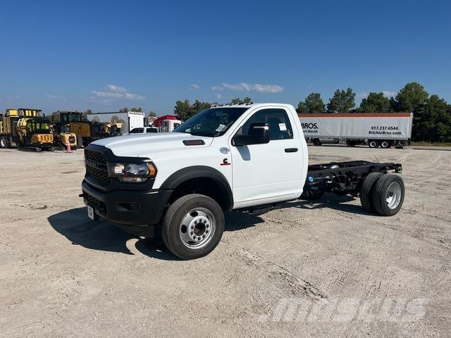 RAM 5500 Kabiner og interiør