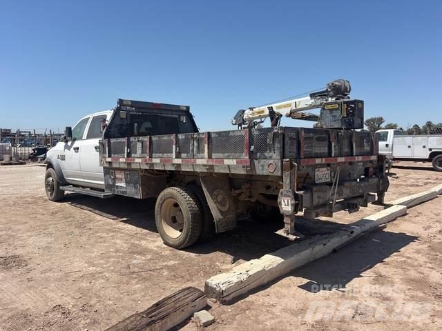 RAM 5500HD Lastbil med lad/Flatbed