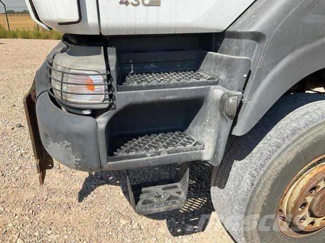 Renault Kerax Lastbiler med tip