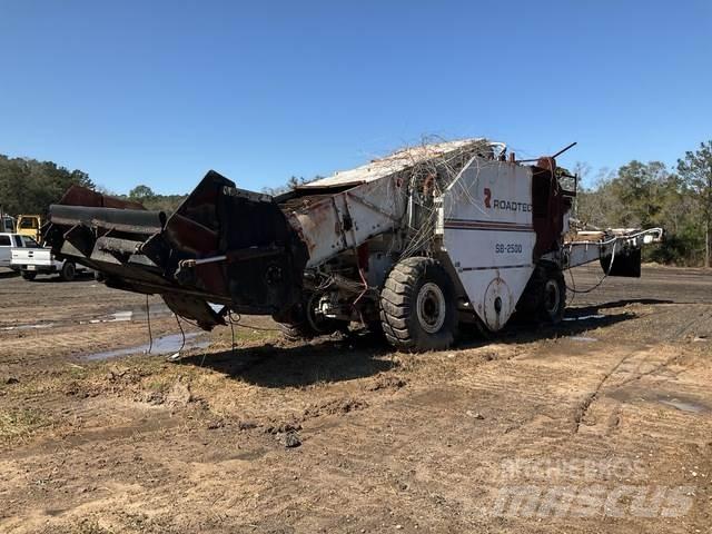Roadtec SB2500 Transportmidler til materiel