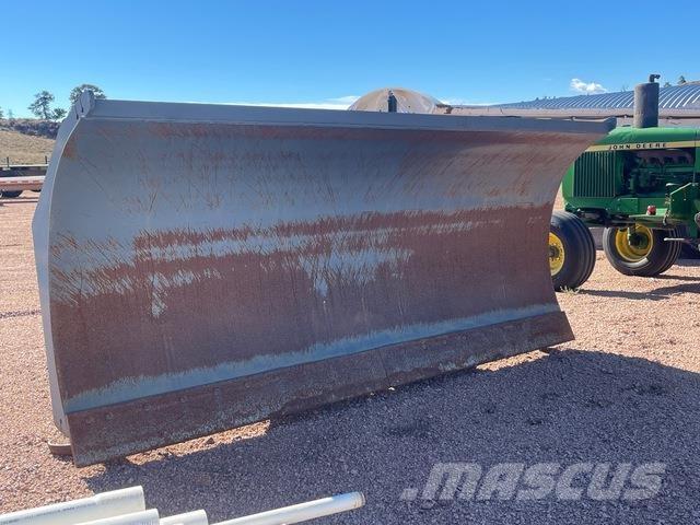  RY Ind. Sneskovle og -plove