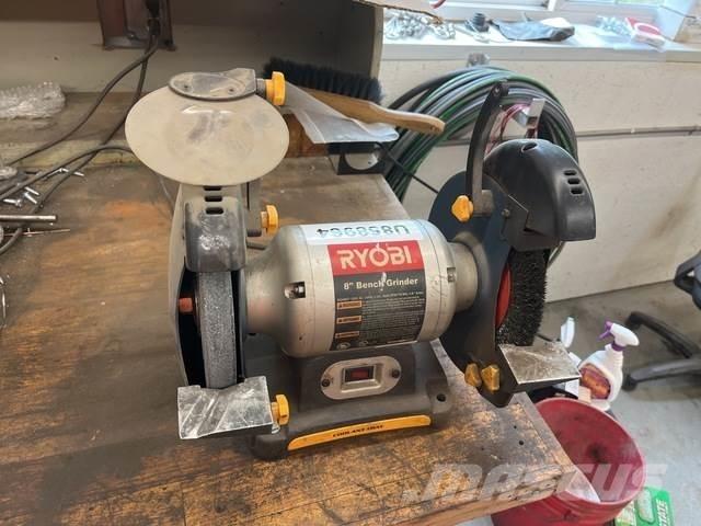  Ryobi BGH827 Mølle / fræser maskiner