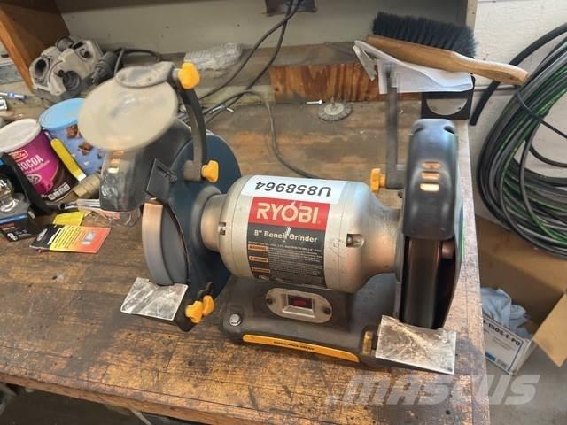  Ryobi BGH827 Mølle / fræser maskiner